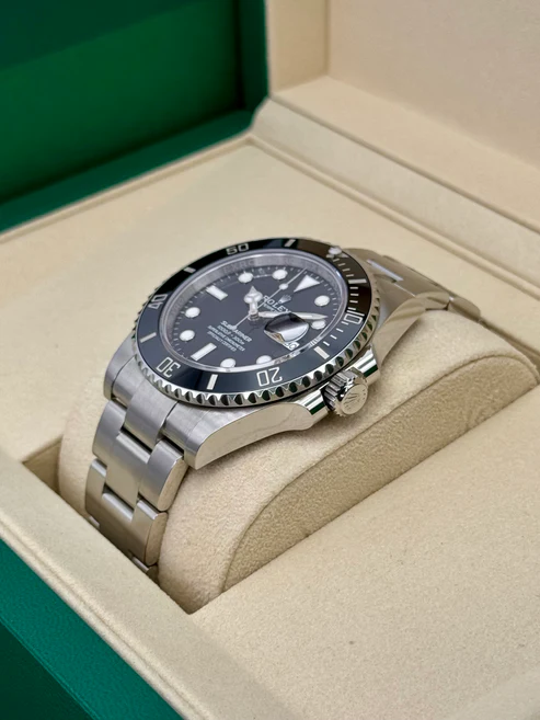 NEW 2025 Rolex Submariner 41mm 126610LN Stainless Steel Black Dial - Image 8