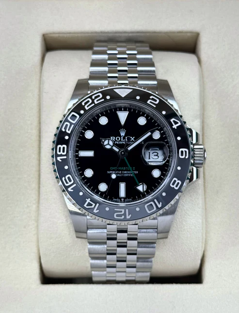 NEW 2025 Rolex GMT-Master II “Bruce Wayne” 40mm 126710GRNR Jubilee